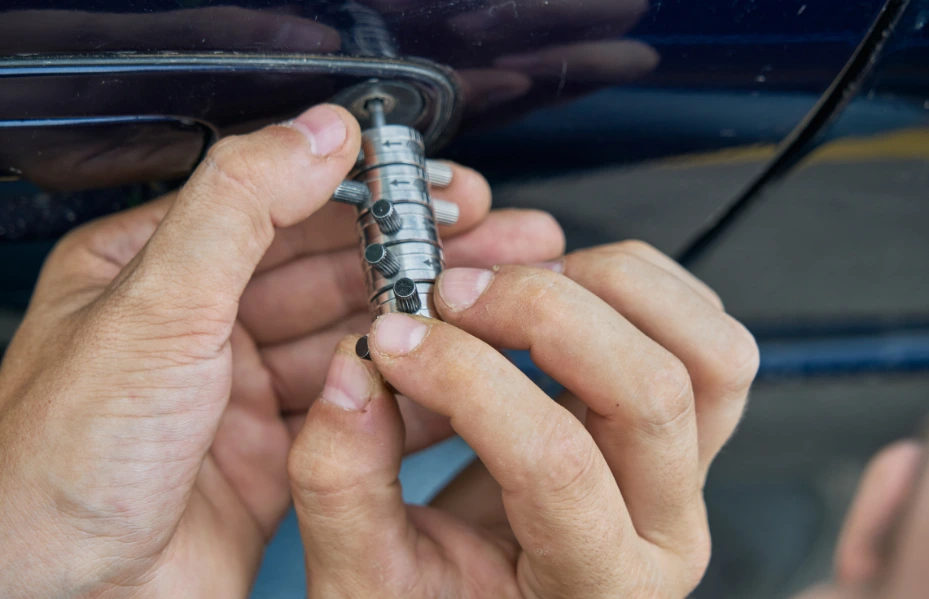 Automotive Locksmith